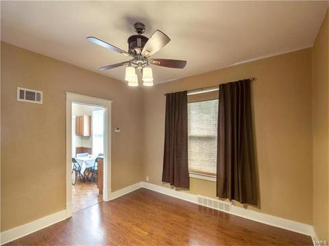 7705 Devonshire Ave, Saint Louis, MO 63119 photo 6