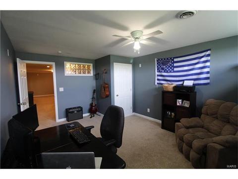 359 Centerfield Dr, O'fallon, MO 63366 photo 5