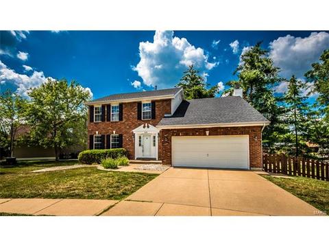 449 Governor Dr, Ballwin, MO 63021 photo 1