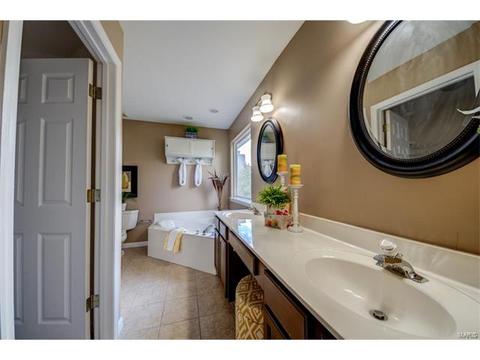 449 Governor Dr, Ballwin, MO 63021 photo 21
