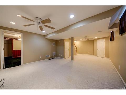 449 Governor Dr, Ballwin, MO 63021 photo 27