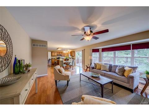 449 Governor Dr, Ballwin, MO 63021 photo 12