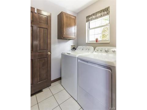 1016 Park Forest Pl, Ellisville, MO 63021 photo 12