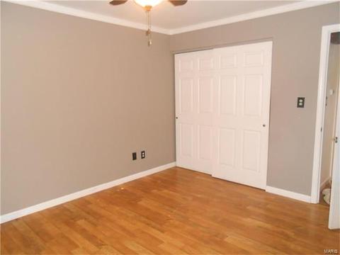 812 White Picket Ln, Ballwin, MO 63021 photo 8