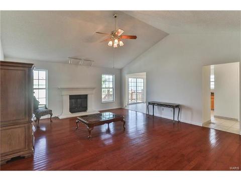 2331 Hidden Deer, O'fallon, MO 63368 photo 7