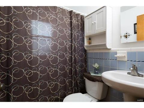 1225 Addison Dr, Saint Louis, MO 63137 photo 9