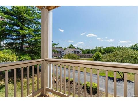 700 Ridgeside Dr #E, Ballwin, MO 63021 photo 16