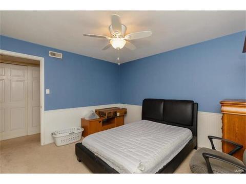 700 Ridgeside Dr #E, Ballwin, MO 63021 photo 14