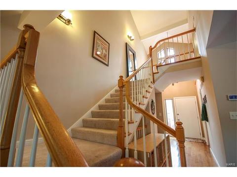 637 Highview Circle Dr, Ballwin, MO 63021 photo 12
