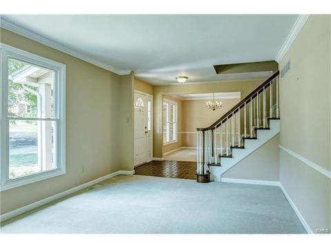 620 Waterford Ridge Ct, Ballwin, MO 63021 photo 4