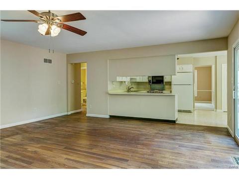 620 Waterford Ridge Ct, Ballwin, MO 63021 photo 9