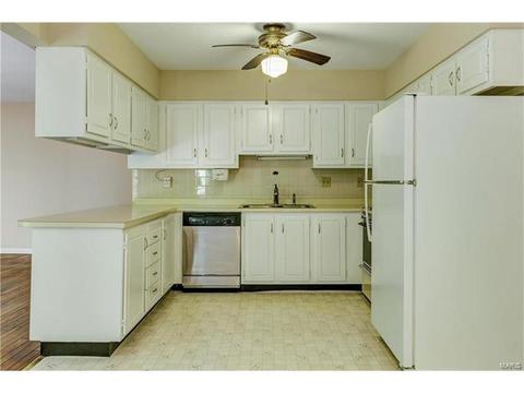 620 Waterford Ridge Ct, Ballwin, MO 63021 photo 11