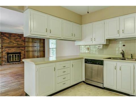 620 Waterford Ridge Ct, Ballwin, MO 63021 photo 12