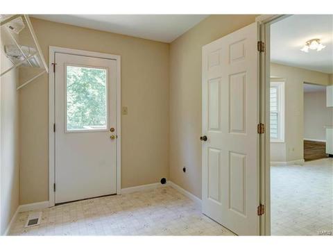 620 Waterford Ridge Ct, Ballwin, MO 63021 photo 17