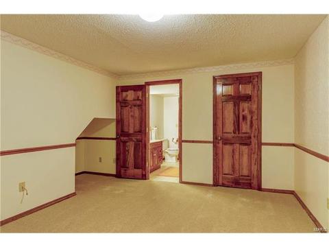 675 Waterford Ridge Dr, Ballwin, MO 63021 photo 34