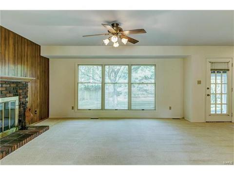 675 Waterford Ridge Dr, Ballwin, MO 63021 photo 10