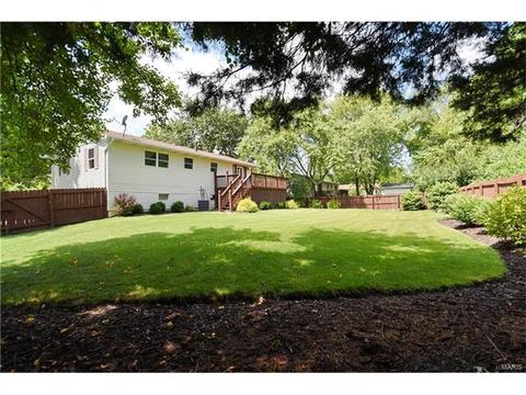 484 Applestone Dr, Ballwin, MO 63021 photo 3