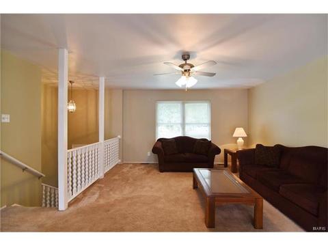 484 Applestone Dr, Ballwin, MO 63021 photo 6