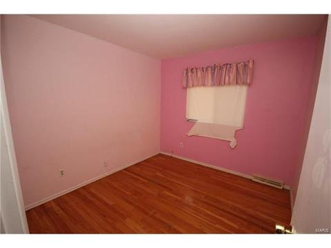 113 Roland Ave, Ballwin, MO 63021 photo 7