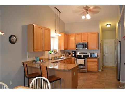 457 Brookhaven Ct, O'fallon, MO 63368 photo 4