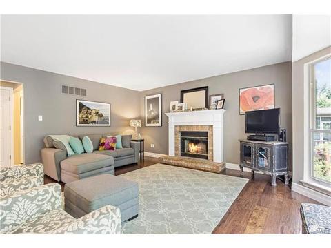 548 Wetherby Ter, Ballwin, MO 63021 photo 9