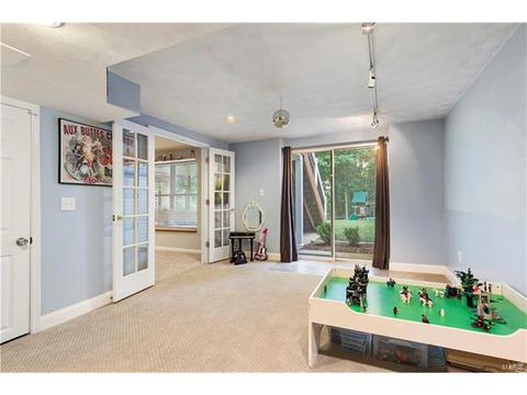 548 Wetherby Ter, Ballwin, MO 63021 photo 21