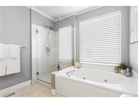 548 Wetherby Ter, Ballwin, MO 63021 photo 27