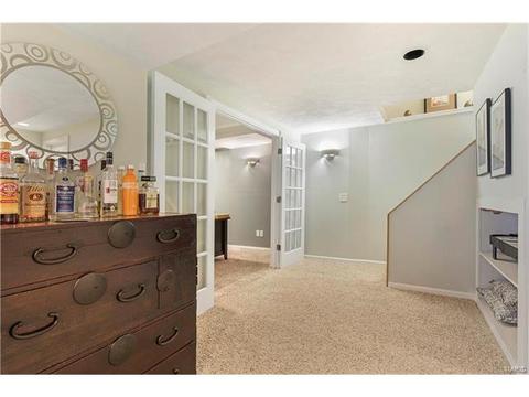 548 Wetherby Ter, Ballwin, MO 63021 photo 17