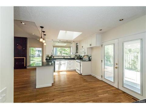 706 Inglestone Ct, Manchester, MO 63021 photo 12
