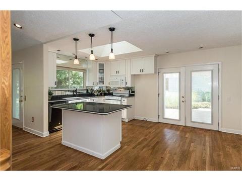 706 Inglestone Ct, Manchester, MO 63021 photo 14