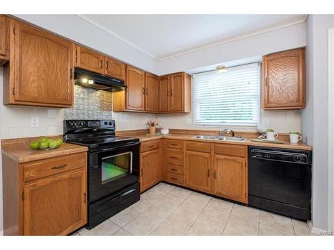 178 Braeshire Dr, Ballwin, MO 63021 photo 12
