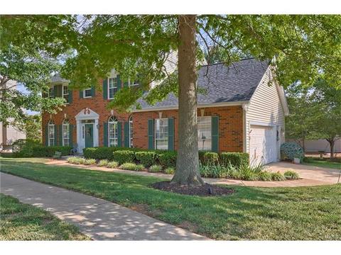 367 Arbor Glen Dr, Ballwin, MO 63021 photo 2