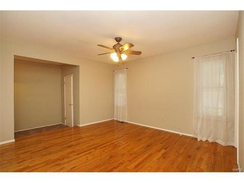889 Parma Dr, Ballwin, MO 63021 photo 10