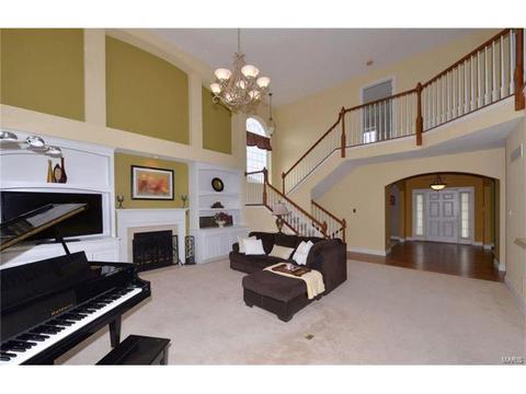718 Cooper Way Dr, O'fallon, MO 63368 photo 4