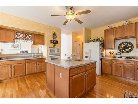 376 Remington Way Dr, Ballwin, MO 63021 photo 19