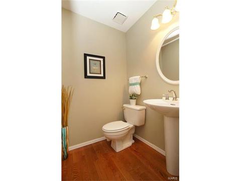 950 Timber Glen Ln, Ballwin, MO 63021 photo 33