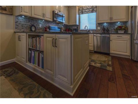 403 Covered Bridge Ln, O'fallon, MO 63368 photo 19