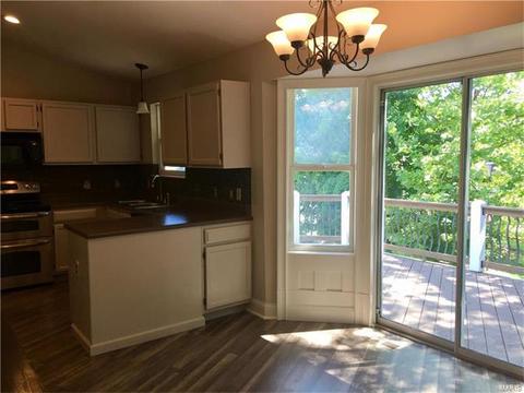 864 Hardcastle Dr, O'fallon, MO 63366 photo 9