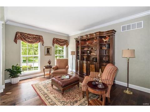 720 Arbor Chase Dr, Ballwin, MO 63021 photo 4