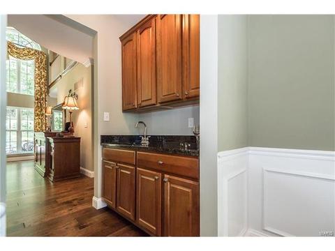 720 Arbor Chase Dr, Ballwin, MO 63021 photo 10