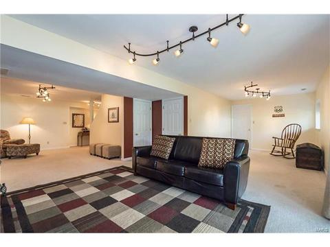 440 Arbor Meadow Ct, Ballwin, MO 63021 photo 35