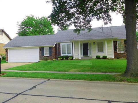 730 Stone Cyn, Ballwin, MO 63021 photo 2