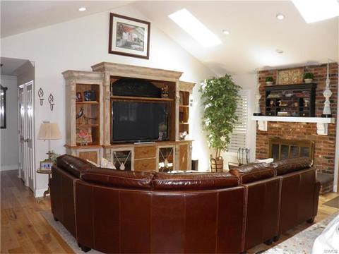 1908 Rustic Oak Rd, Chesterfield, MO 63017 photo 6