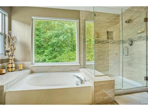 436 Terrington Dr, Ballwin, MO 63021 photo 17