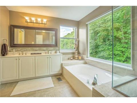 436 Terrington Dr, Ballwin, MO 63021 photo 16