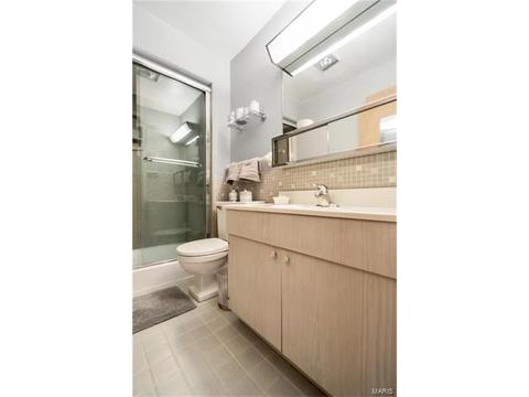 430 Hill Trl, Ballwin, MO 63011 photo 18