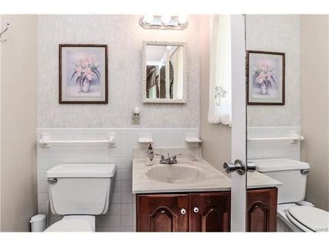 513 Arborwood Dr, Ballwin, MO 63021 photo 13