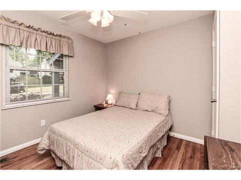 513 Arborwood Dr, Ballwin, MO 63021 photo 14