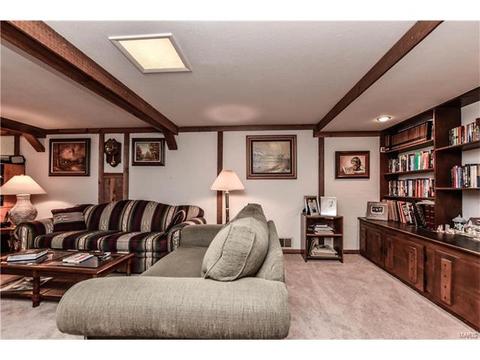 513 Arborwood Dr, Ballwin, MO 63021 photo 18