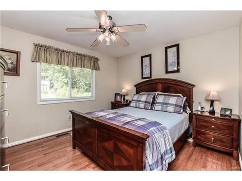 513 Arborwood Dr, Ballwin, MO 63021 photo 11